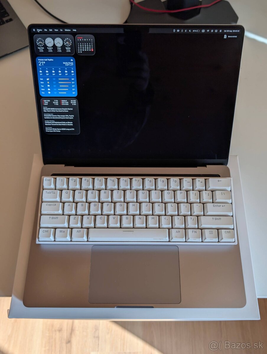 MacBook Pro 14" M1 Pro (2021) 16 GB / 512 GB - 7