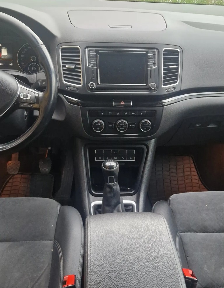 Volkswagen Sharan 2.0 TDI 4MOTION Highline - 7