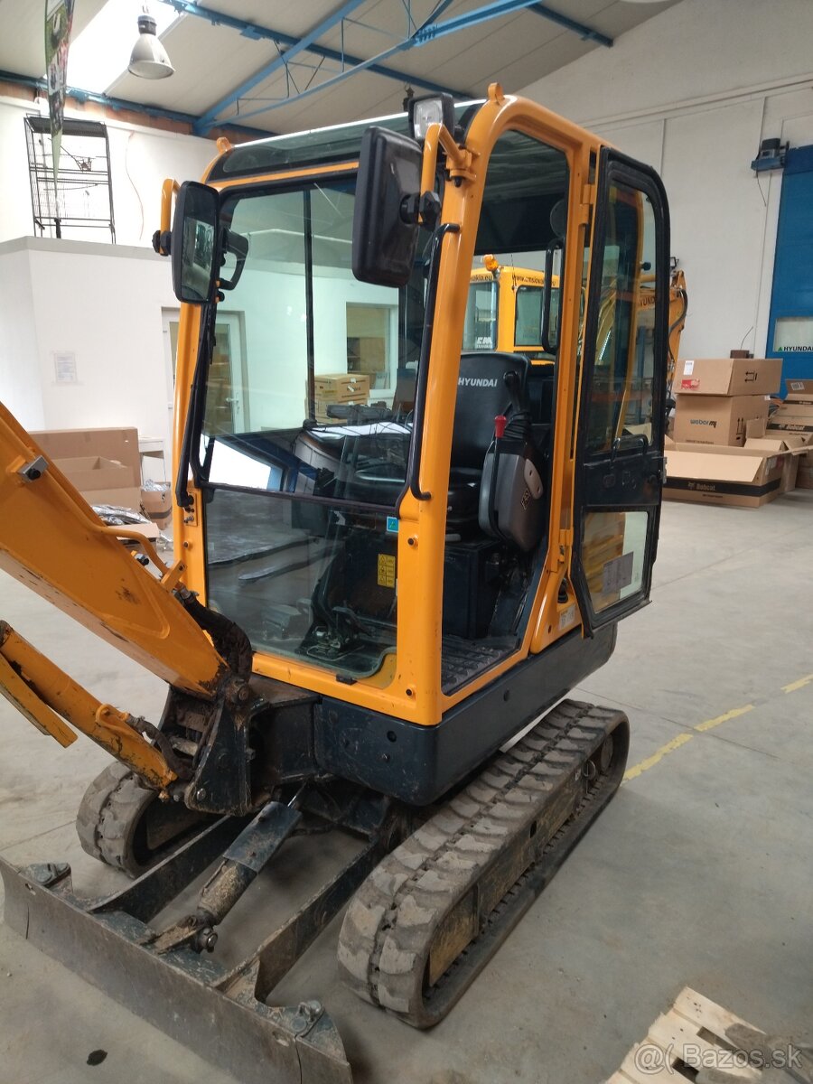 Bager 1,9 t, Hyundai R18-9Ak - predvádzací - 7