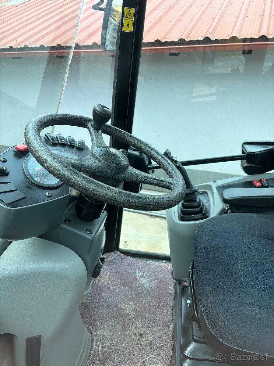 Na prodej: Kolový nakladač CAT 908 (2018) - 7