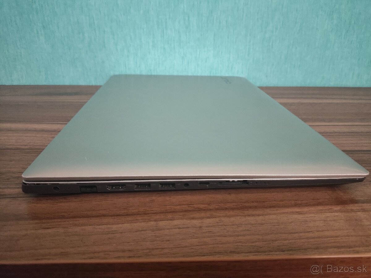 Lenovo IdeaPad 330 17 – i5 / 8GB / 256GB - 7