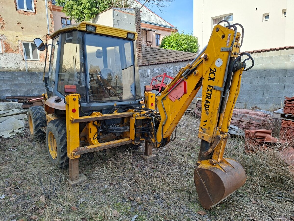 JCB 2CX - 7