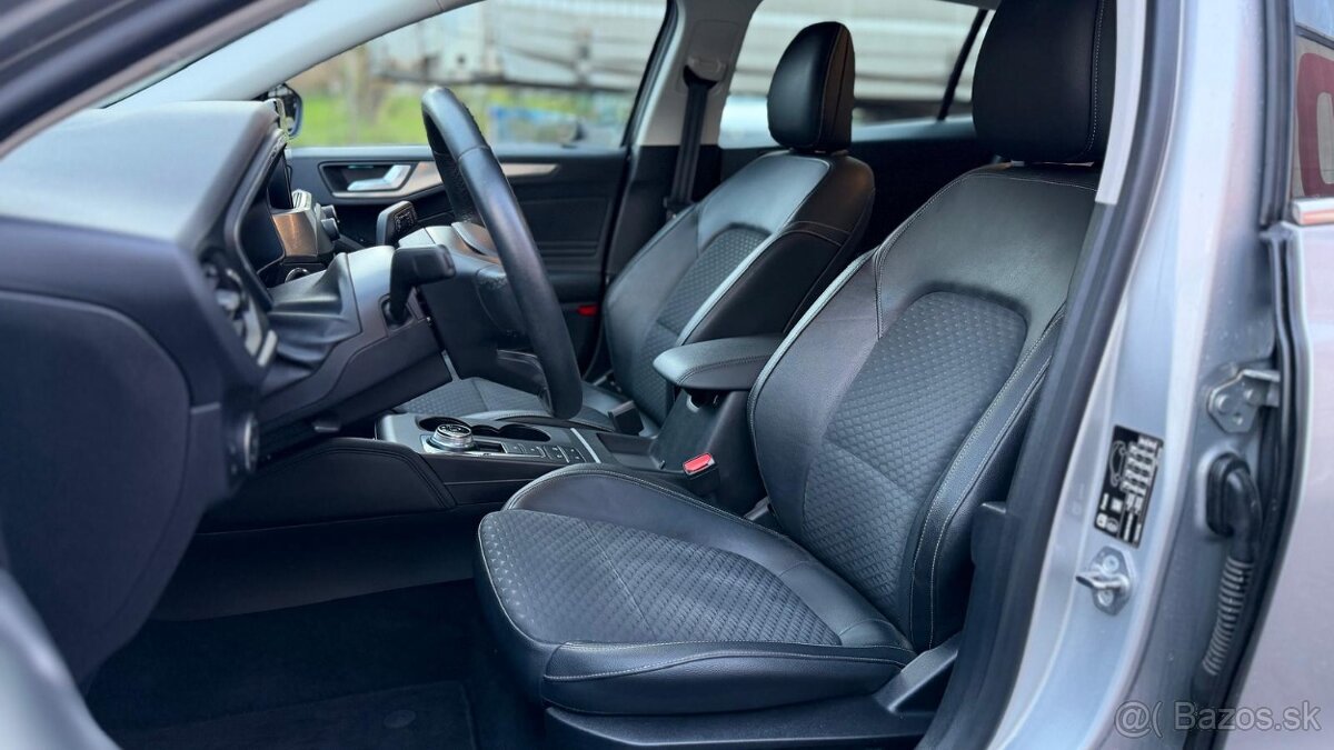 Ford Focus Combi 1.5 TDCi EcoBlue Titanium X • Automat - 7
