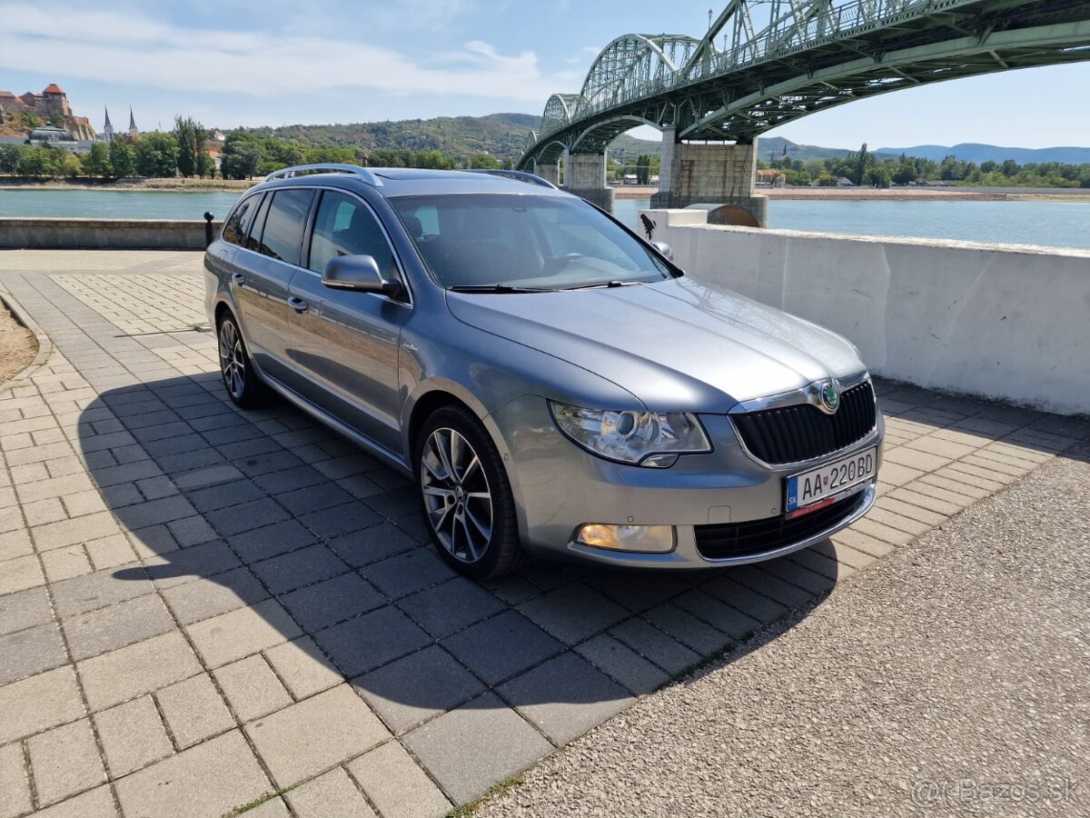 Superb II - 7