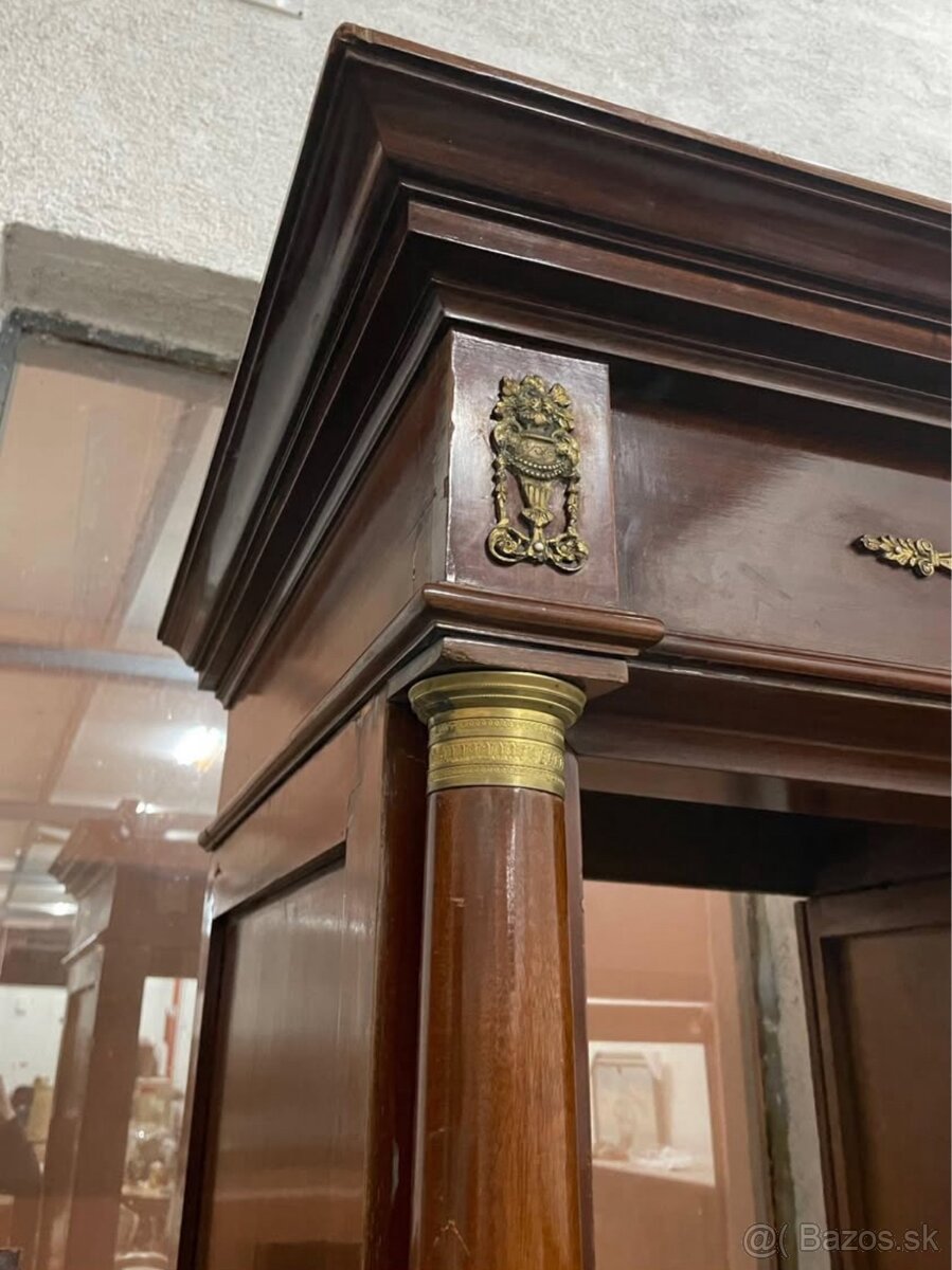 Neoempírová Vitrínová knižnica - 7