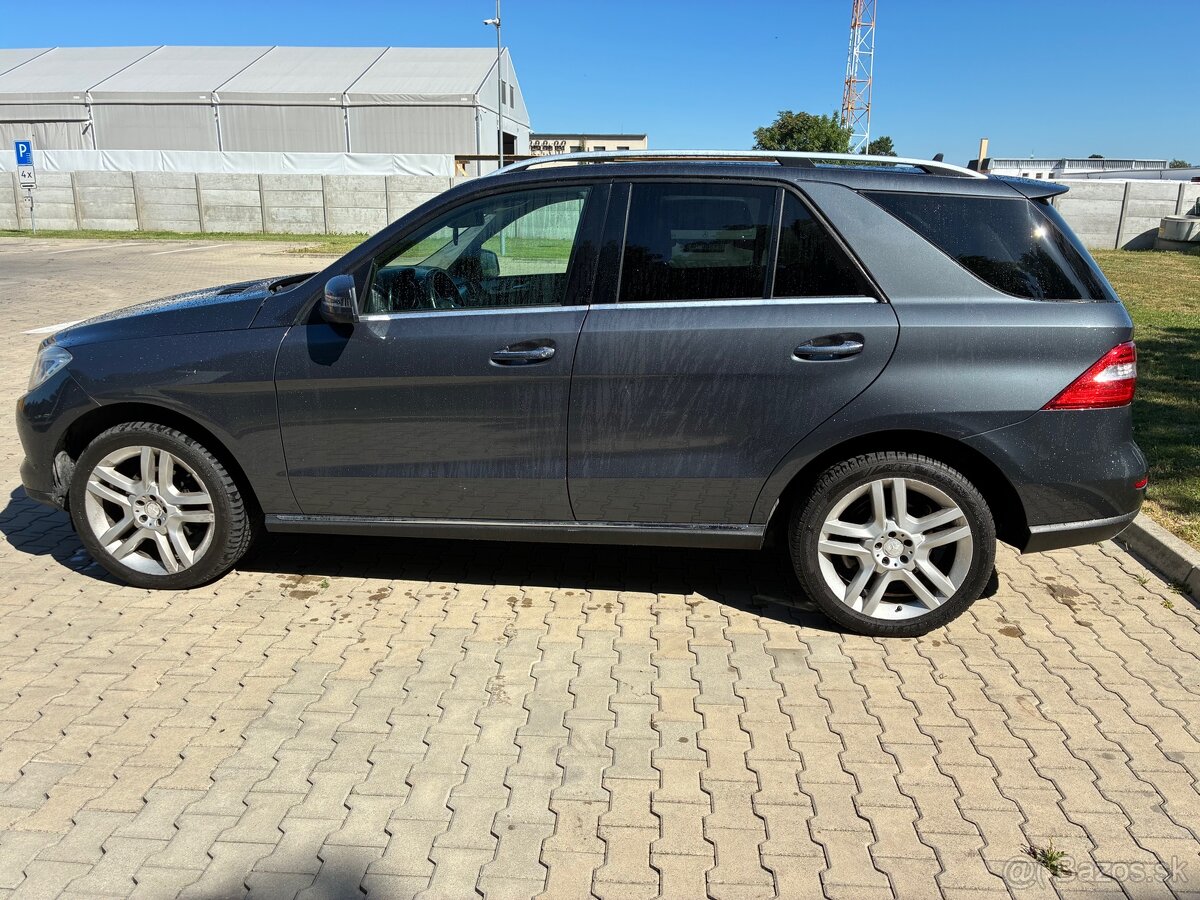 Mercedes-Benz ML350 BlueTEC 4matic - 7