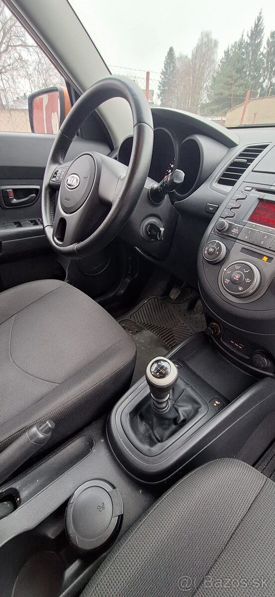 Kia Soul 1.6 CRDI - 7