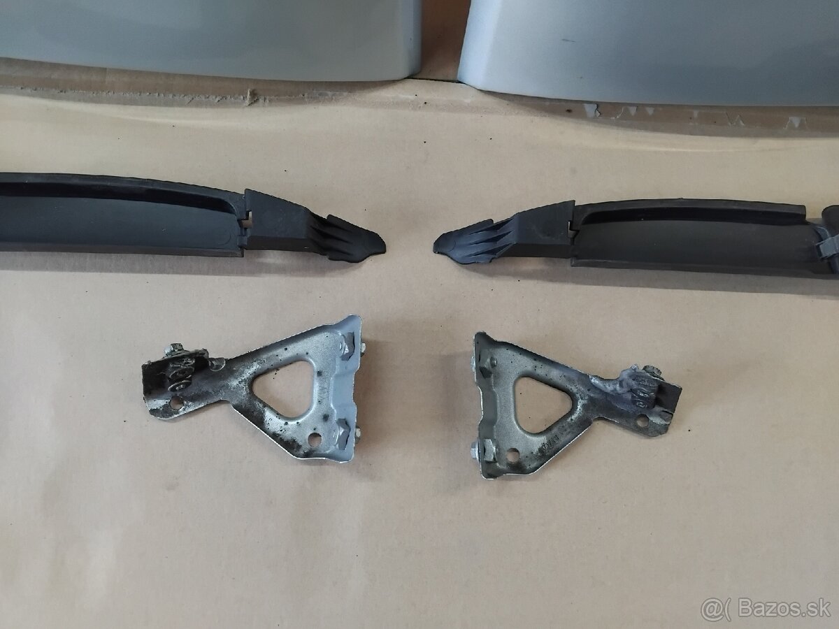 predné blatníky Tiguan - LA7W 8E8E - 7