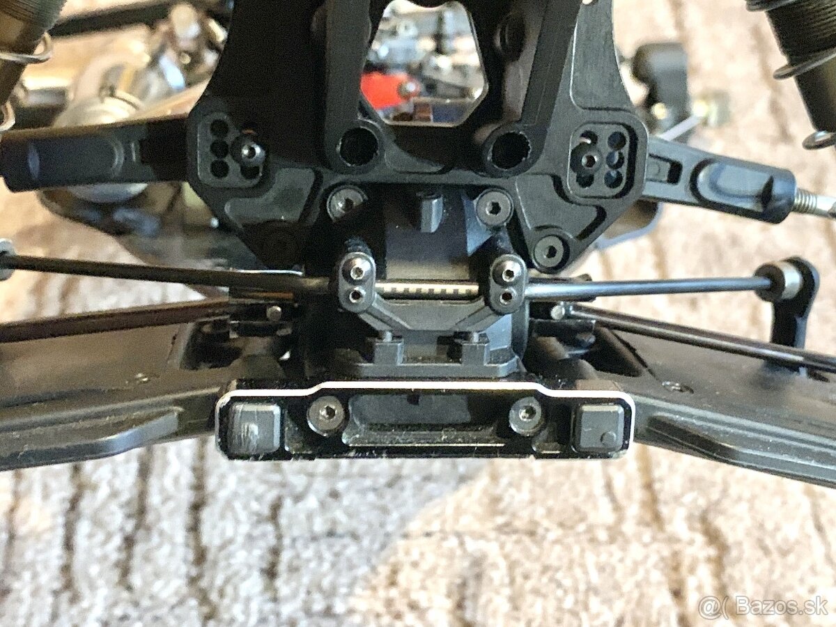 Sworkz S35-T Truggy - 7