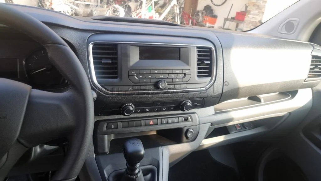 Toyota Proace Kombi 6-miest - 7