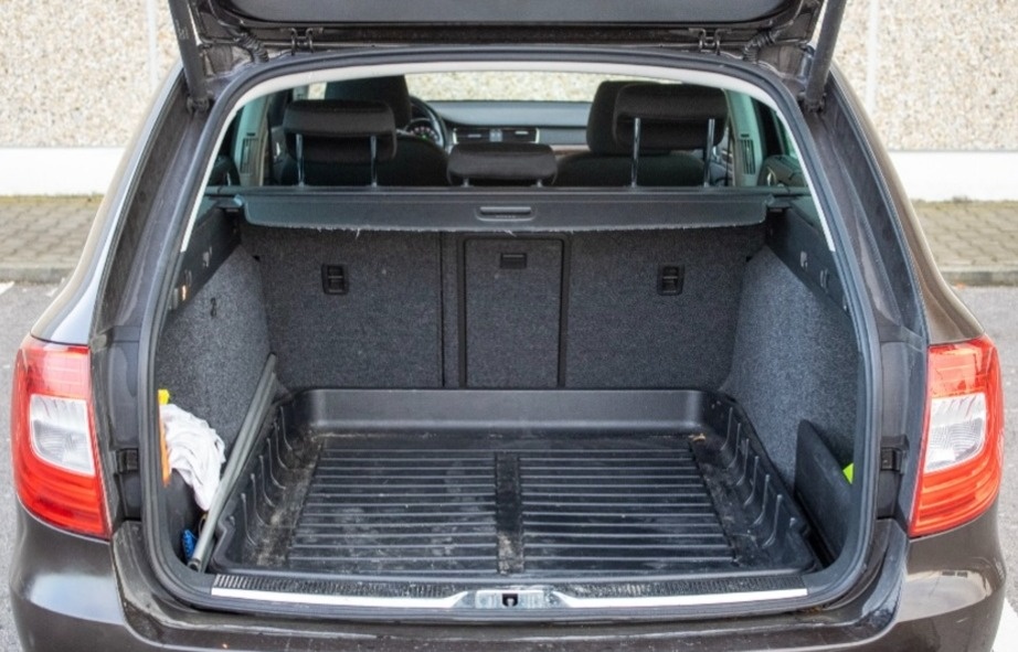 ŠKODA SUPERB 2.0 TDI DSG - 7