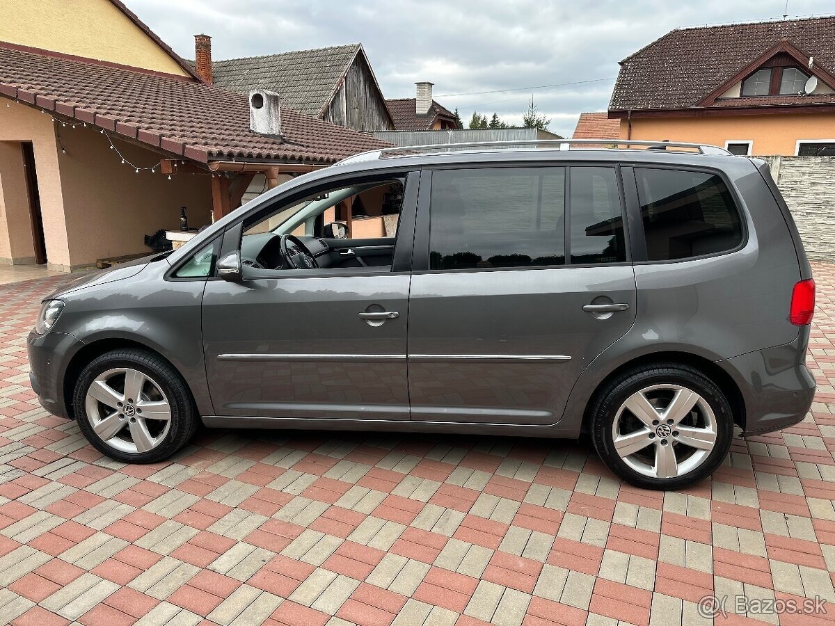 Volkswagen Touran 2.0 TDI 125kw s automatickou prevodovkou D - 7
