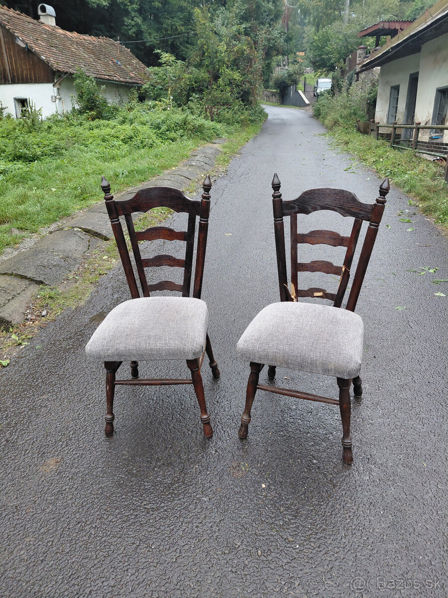 DARUJEM A PREDAM DREVENE STOLICKY - 7