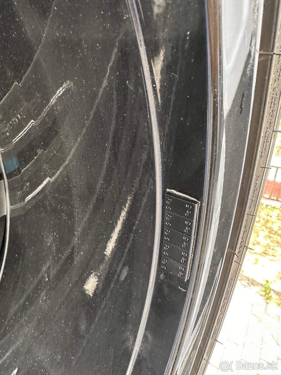 Čierne komplety Volvo R22 R-Design - 7