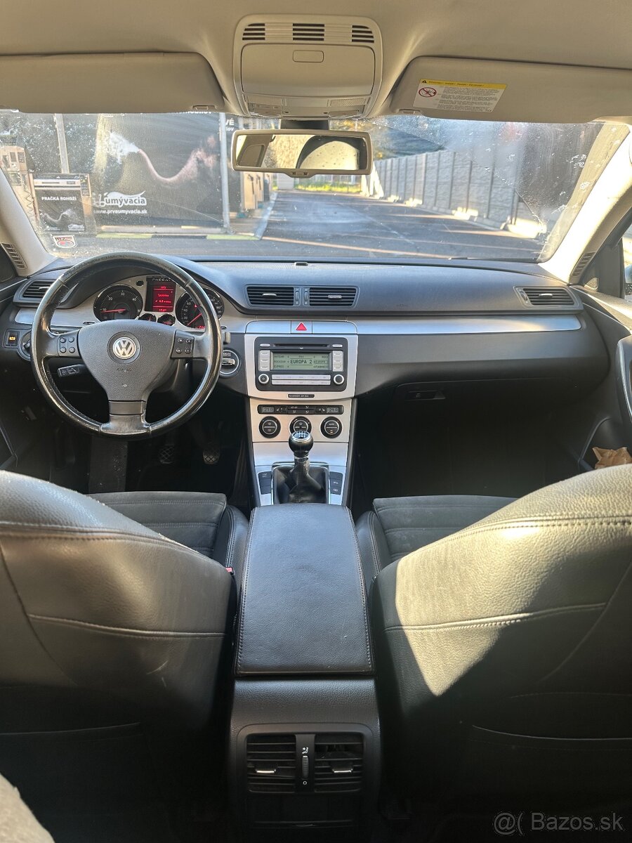 Predám VW Passat b6 2,0tdi 2009 - 7
