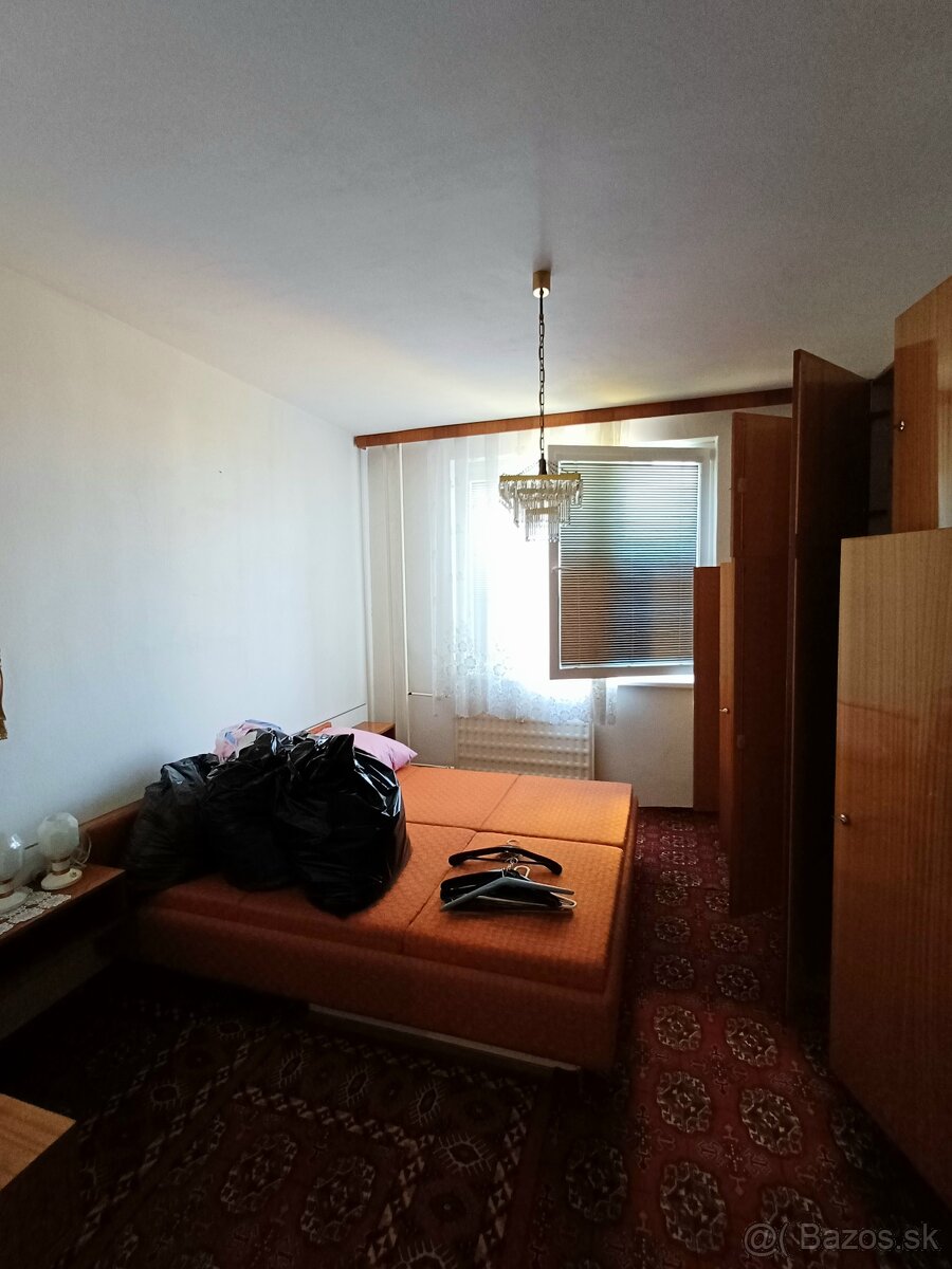 đĄ PrenĂĄjom celĂ©ho 4-izbovĂ©ho bytu â Nitra (pre 4â5 osĂŽb) - 7