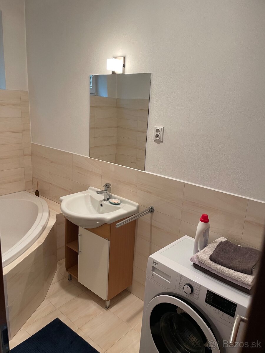 Prenájom 3 izboveho bytu v centre Žiliny - 7