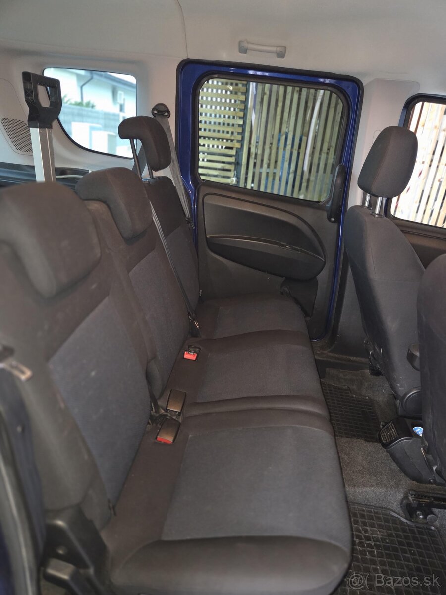 Opel Combo 1.6 diesel 5 miestne - 7
