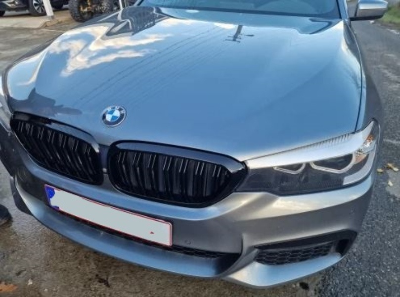 CIERNA MASKA GRIL BMW rady 5 - 7