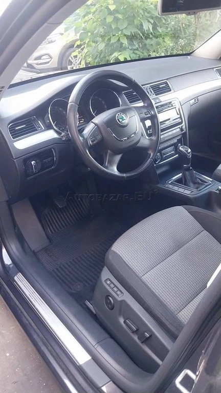 Škoda Superb Combi 2.0 TDI CR 140k - 7