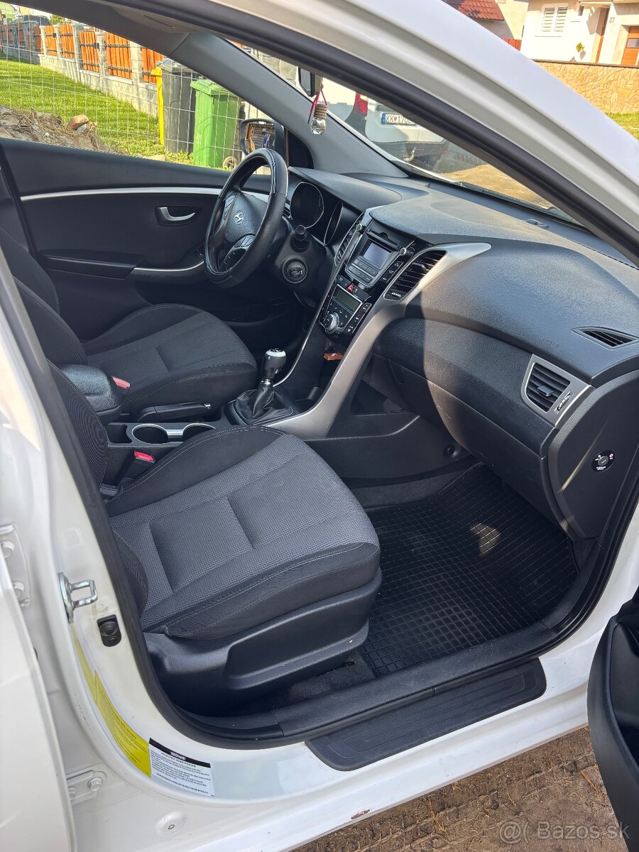 Predám Hyundai i30 - 7