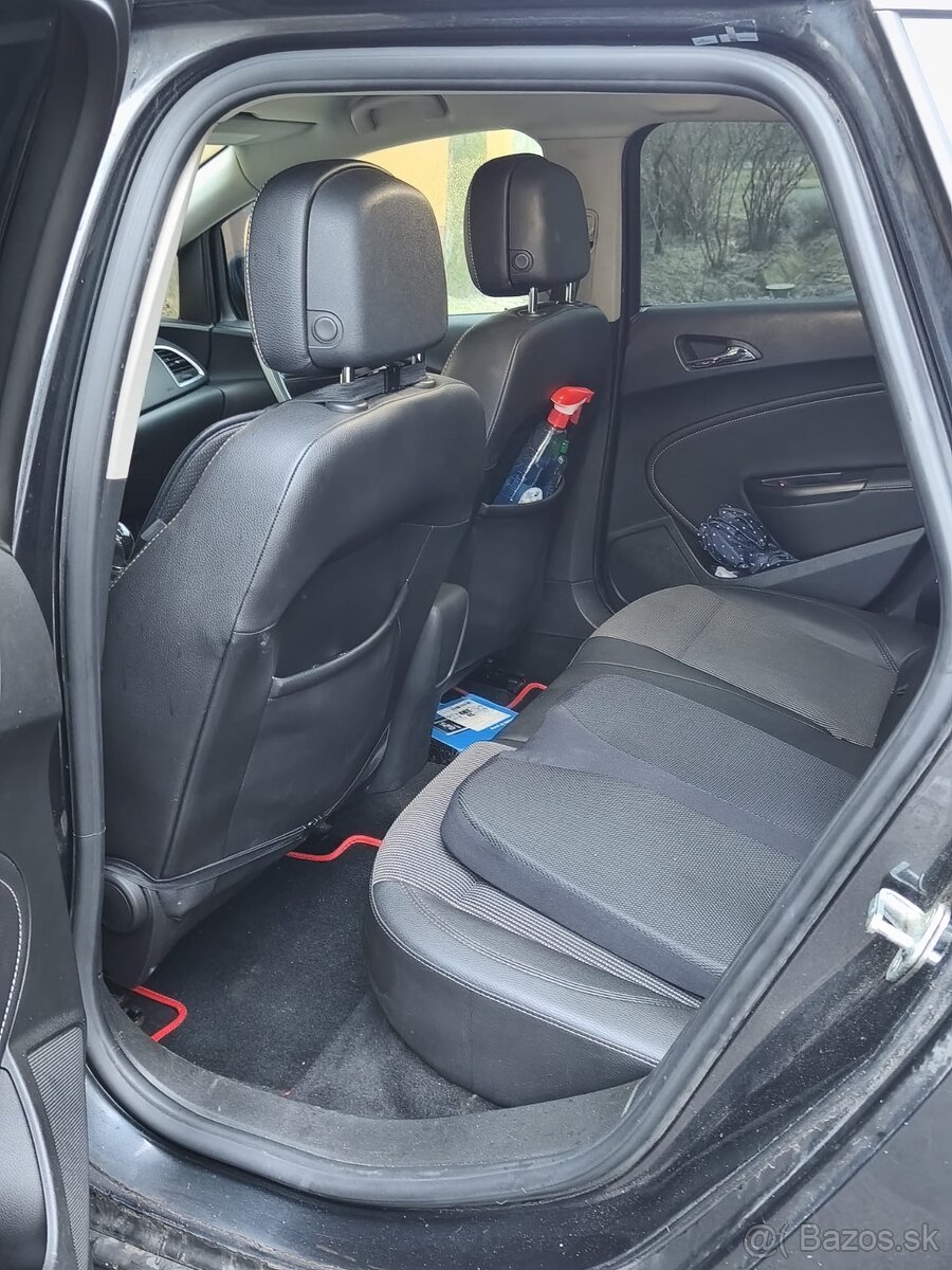 Predám Opel Astra, 1.7 CDTI diesel - 7