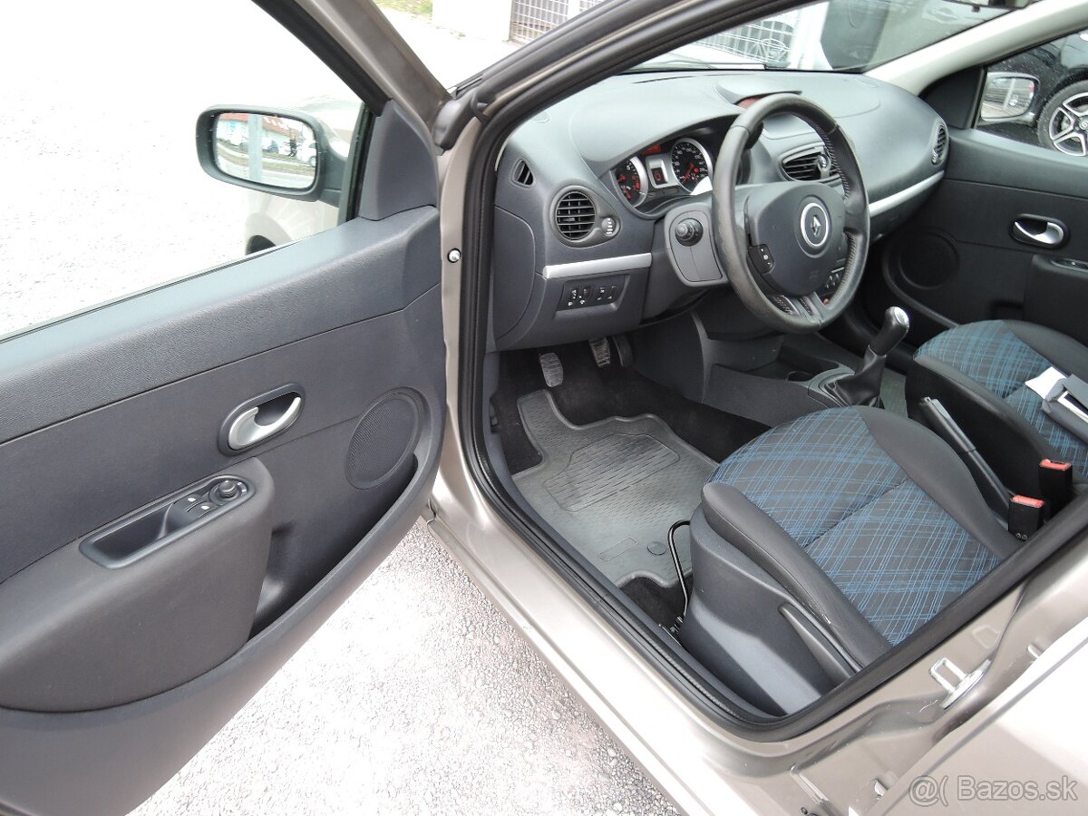 Renault Clio Grandtour 1,2 TCe Servis DigiKlima 2009 - 7