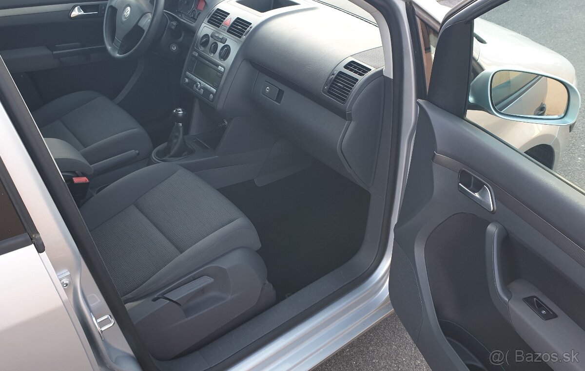 Touran - 7