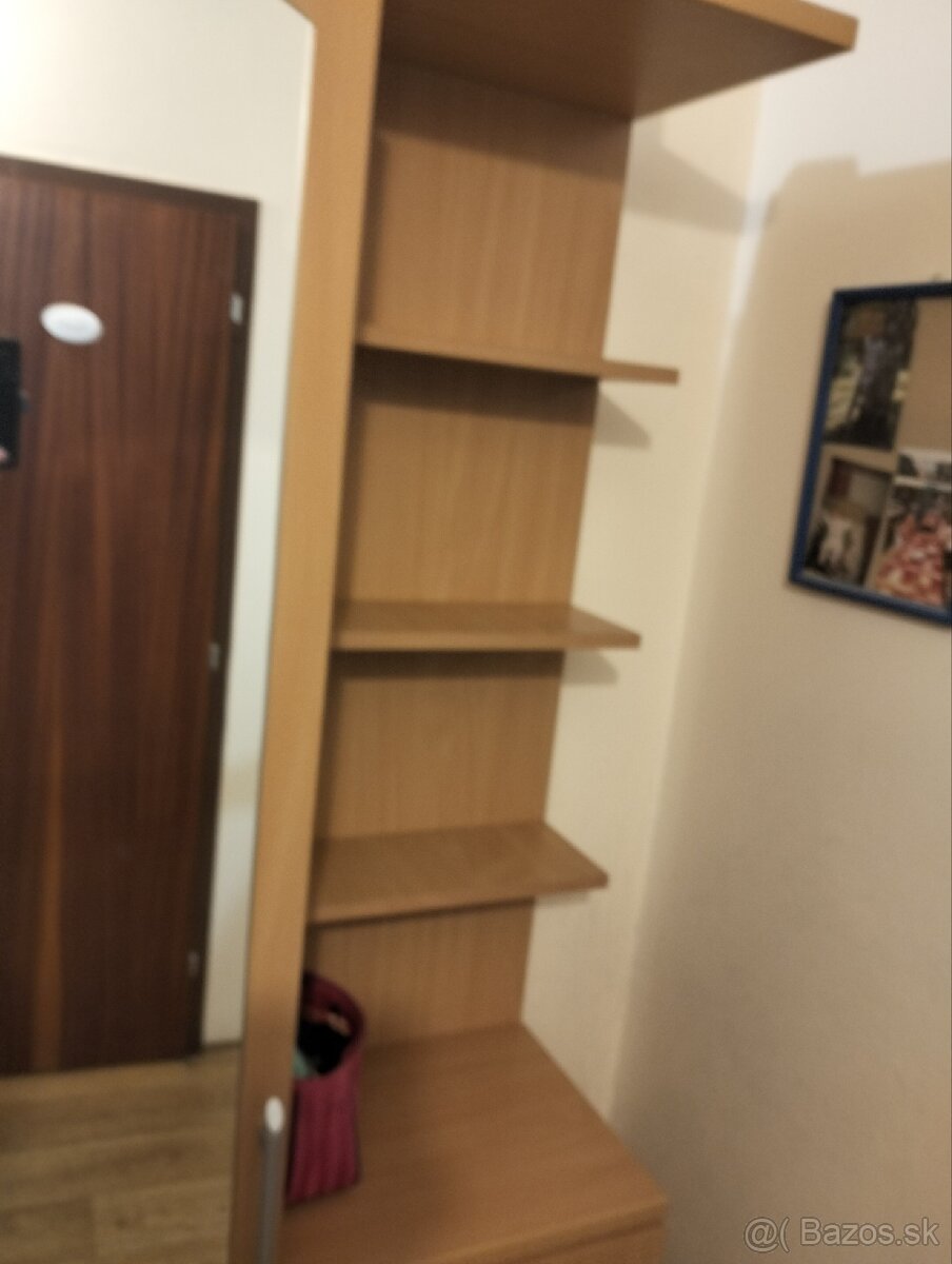 Predstienová zostava - 7