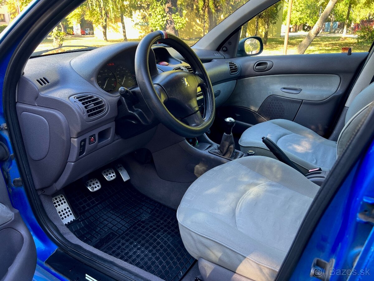 Peugeot 206 - 7