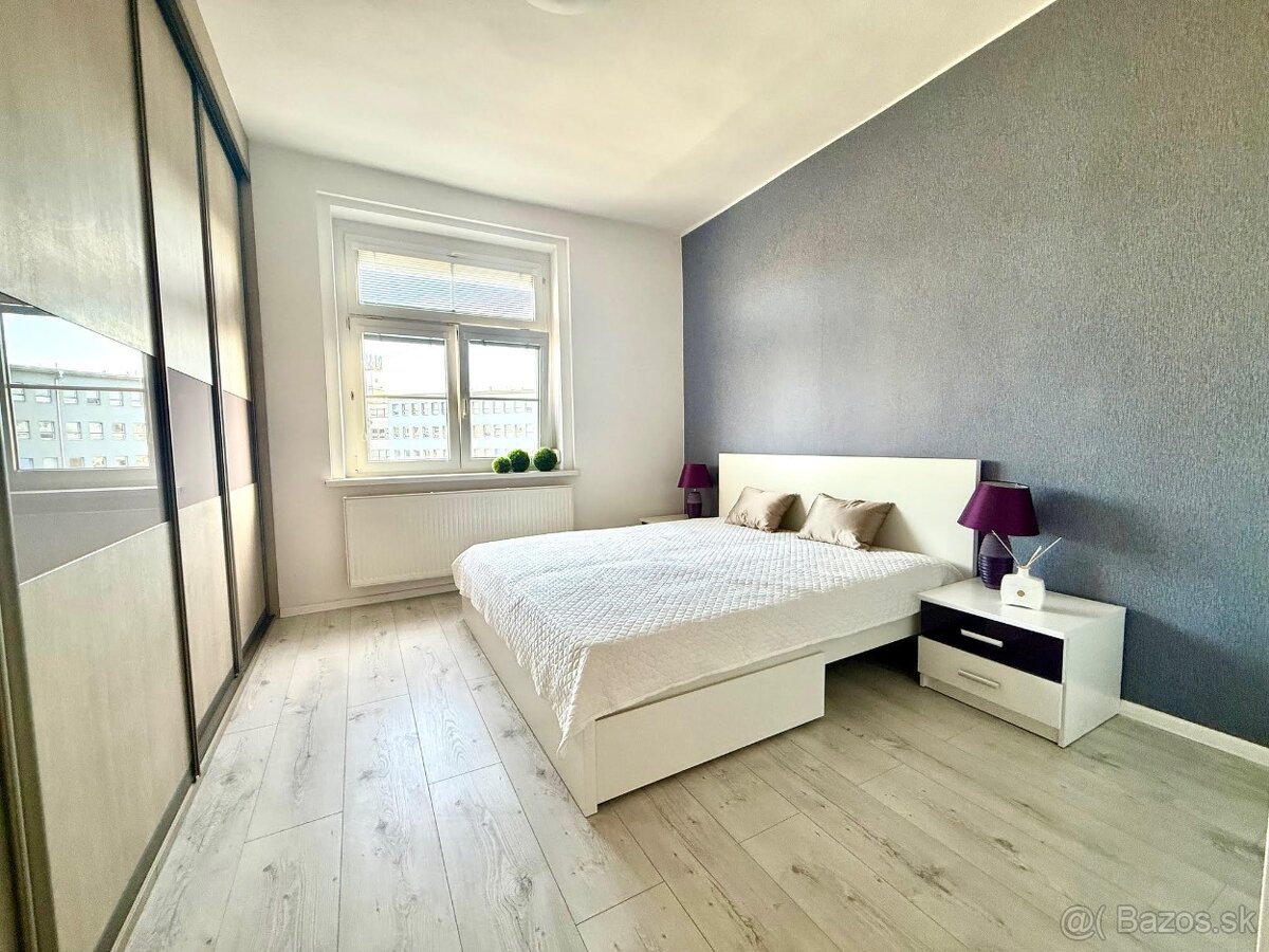 Krásny priestranný 3 izbový byt v centre BA - 7