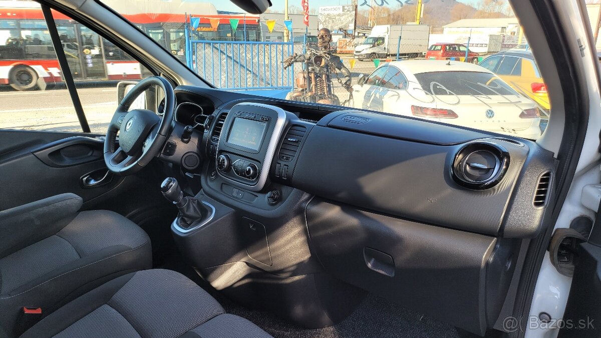Renault Trafic 2,0 dCi-107 kw 6.miestny L2H1 - 7
