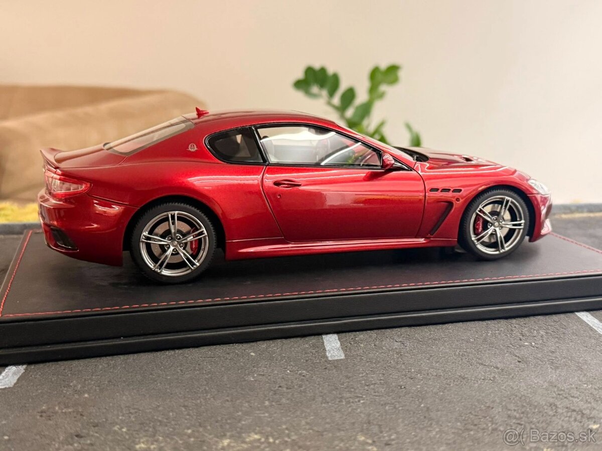 1:18 2015 Maserati Gran Tourismo MC - 211 TwoEleven - 7