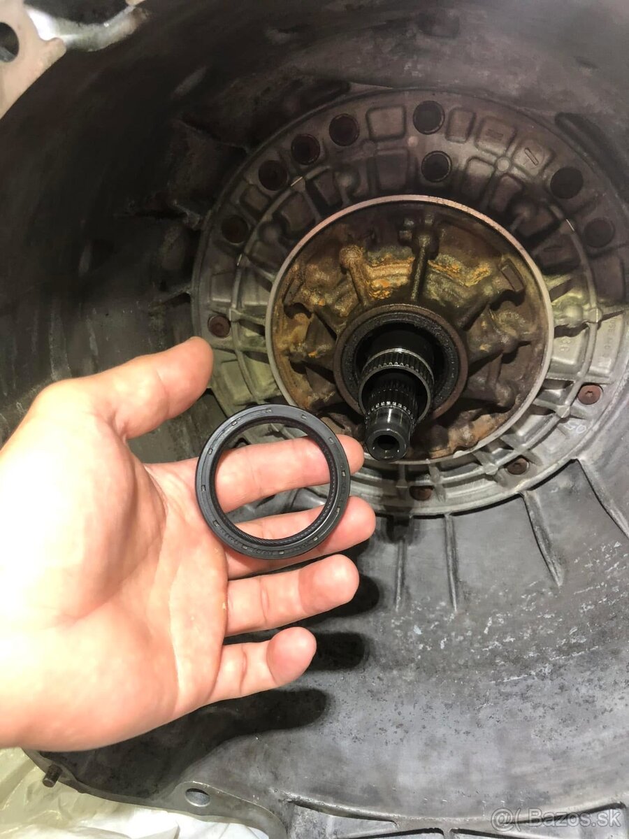 Predám prevodovku ZF 6HP28 e60 535d 210kw - 7