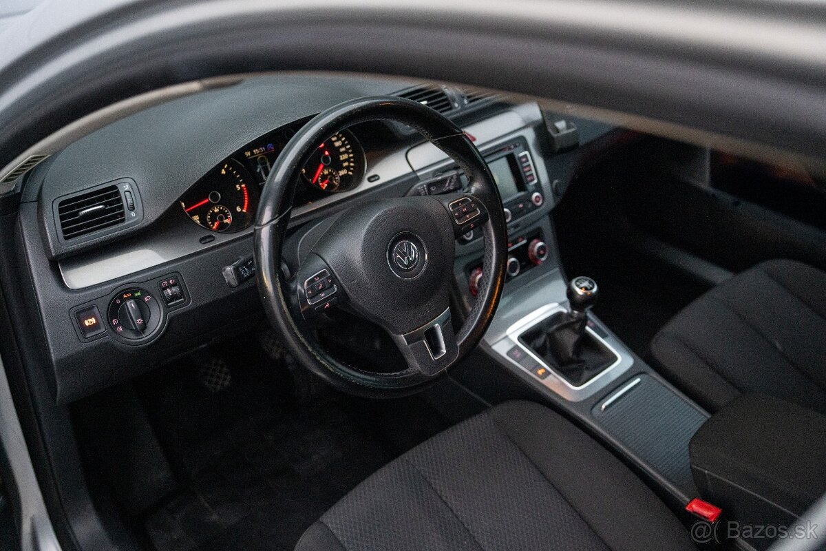 Volkswagen Passat Variant facelift 2010 - 7