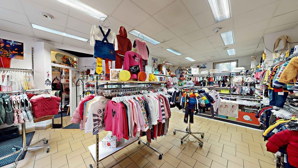 RODINNÝ DOM PRIAMO V CENTRE MESTA, PODLAHOVÁ PLOCHA 248m2, Ž - 7