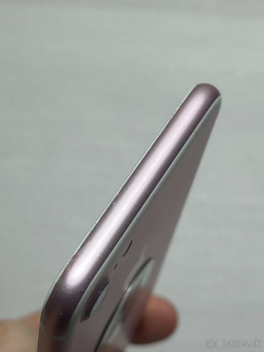 IPHONE 7 • 128GB - 7