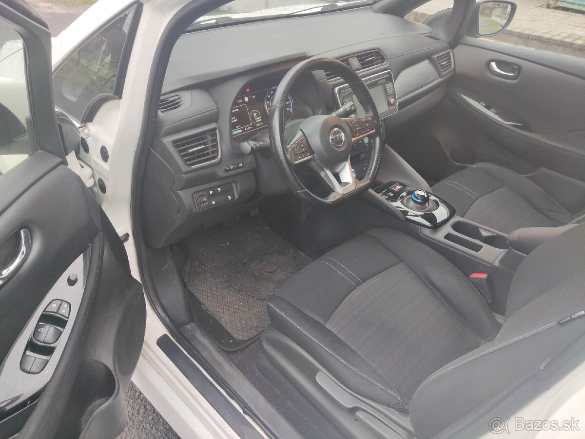 Leaf vo výbave Acenta r.2019, 38tis.km - len za 8.999€ + DPH - 7