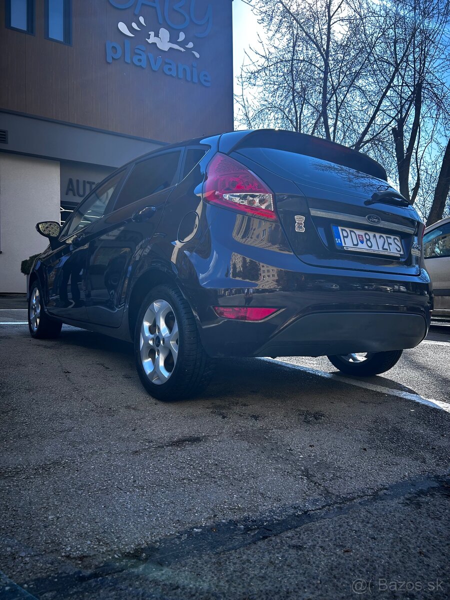 Ford Fiesta 1.4 benzín automat - 7