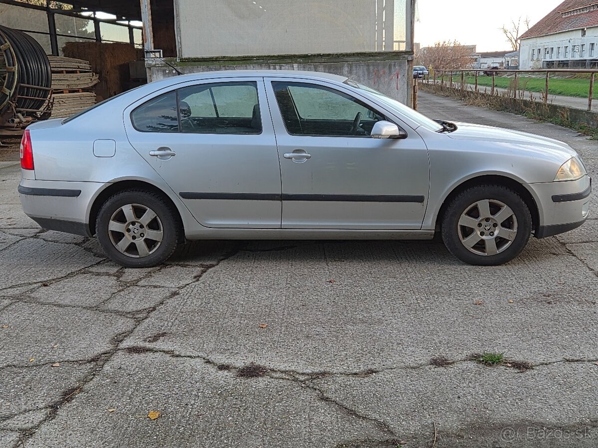 Škoda Octavia 1.6 MPi - 7