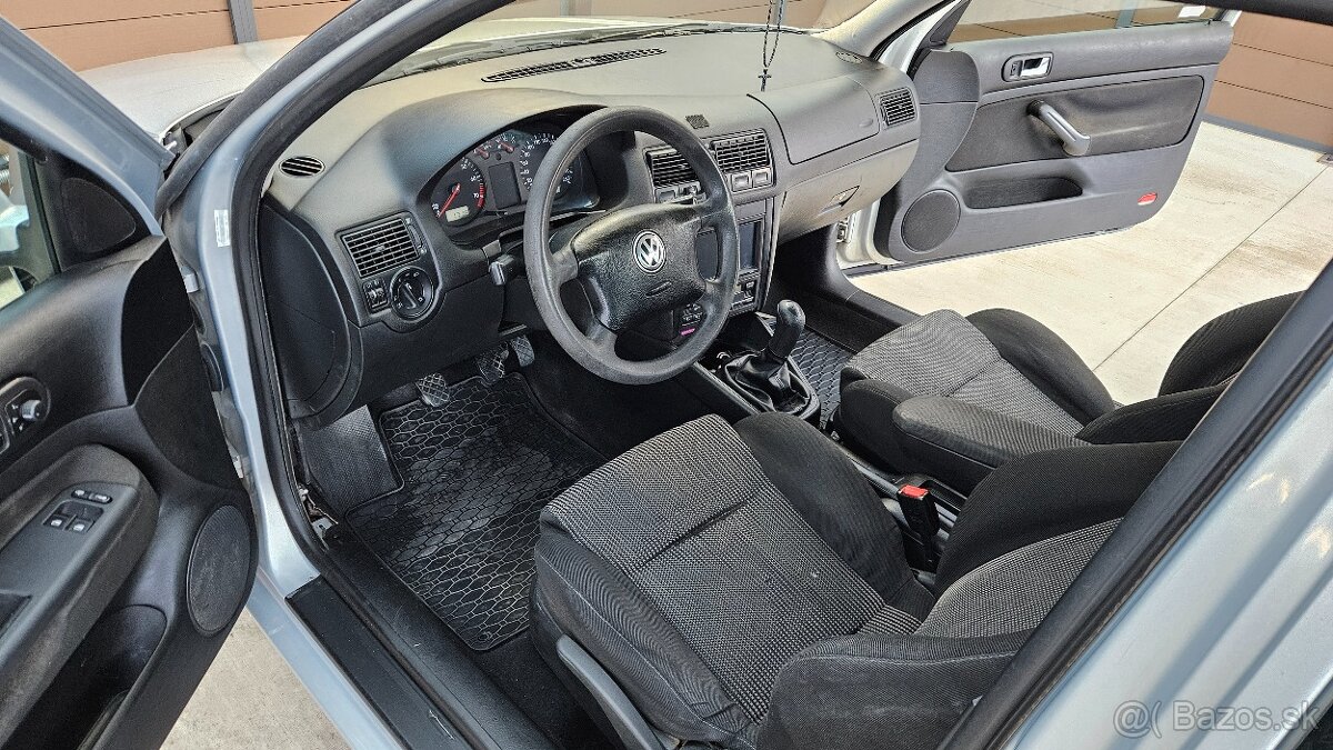 Golf IV 1.6 - 7