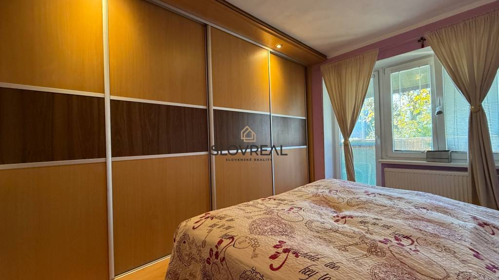 SLOVREAL na predaj kompletne zrekonštruovaný 2,5i byt, Žiar - 7