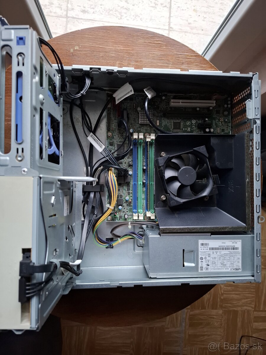 Lenovo ThinkCentre M93p - 7