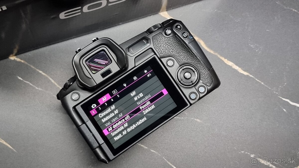 Canon EOS R + Canon EF-EOS R + Prísl. - 7