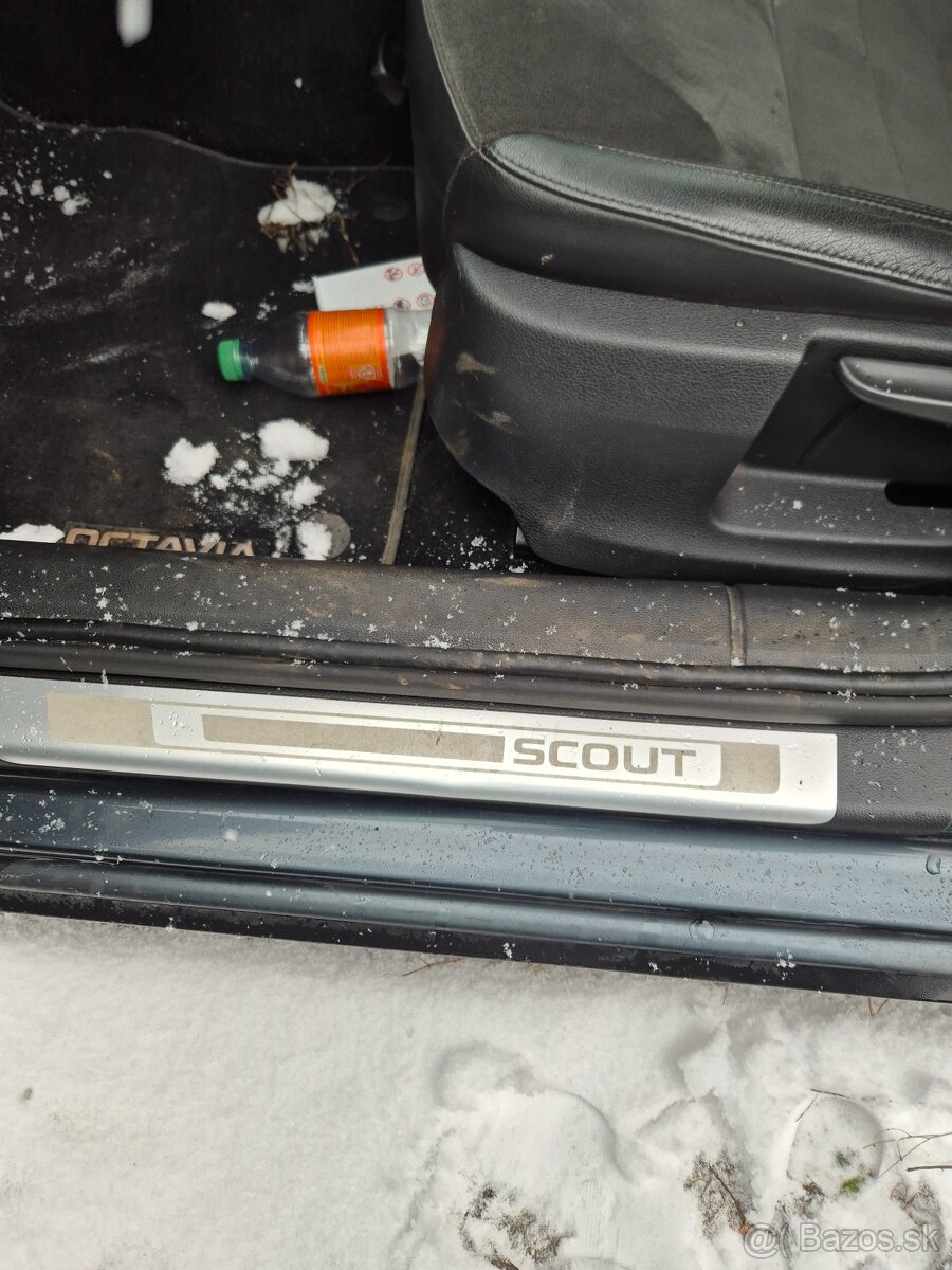 Rozpredám Škoda Octavia 3 Scout - 7