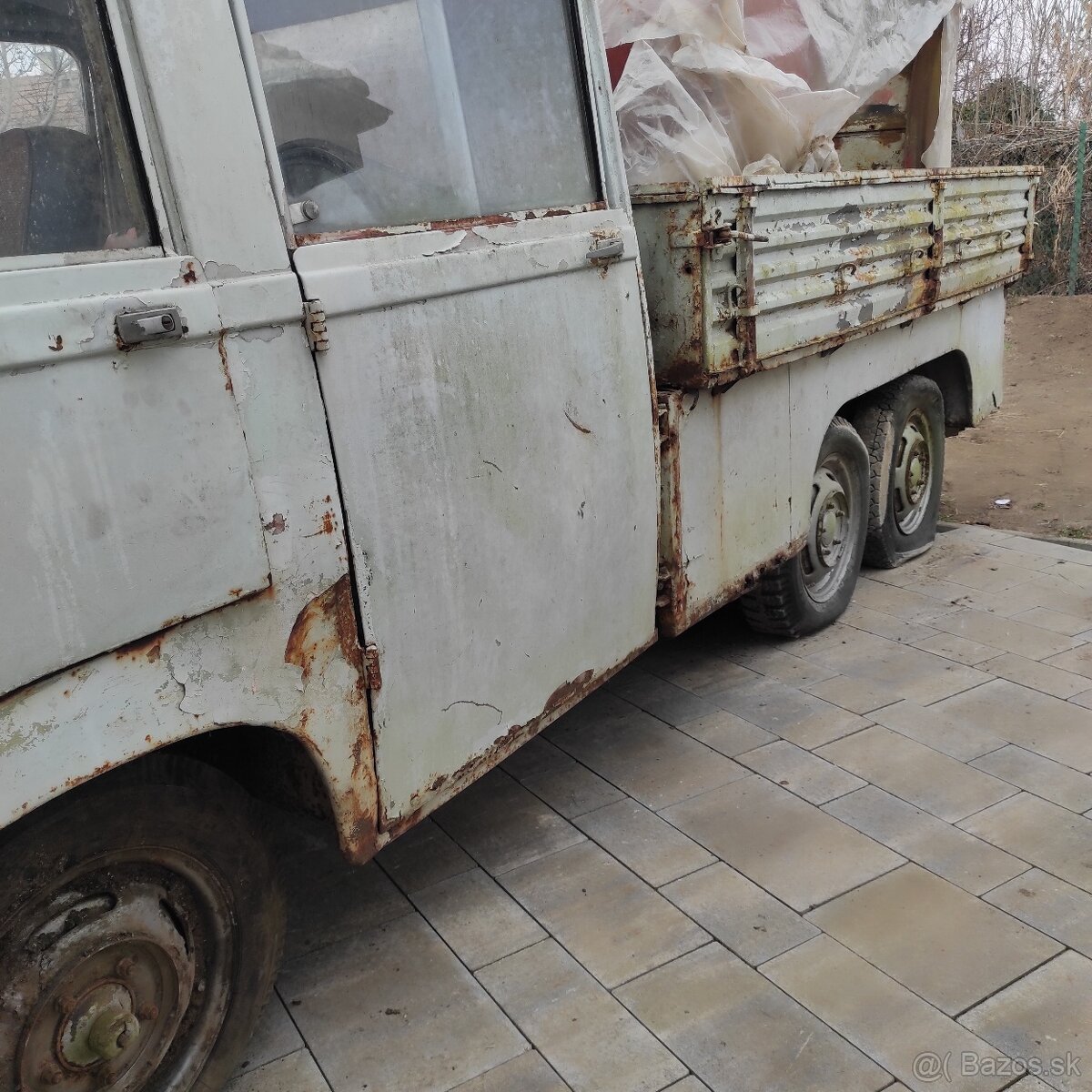 Trojnapravový valník-motor Mercedes - 7