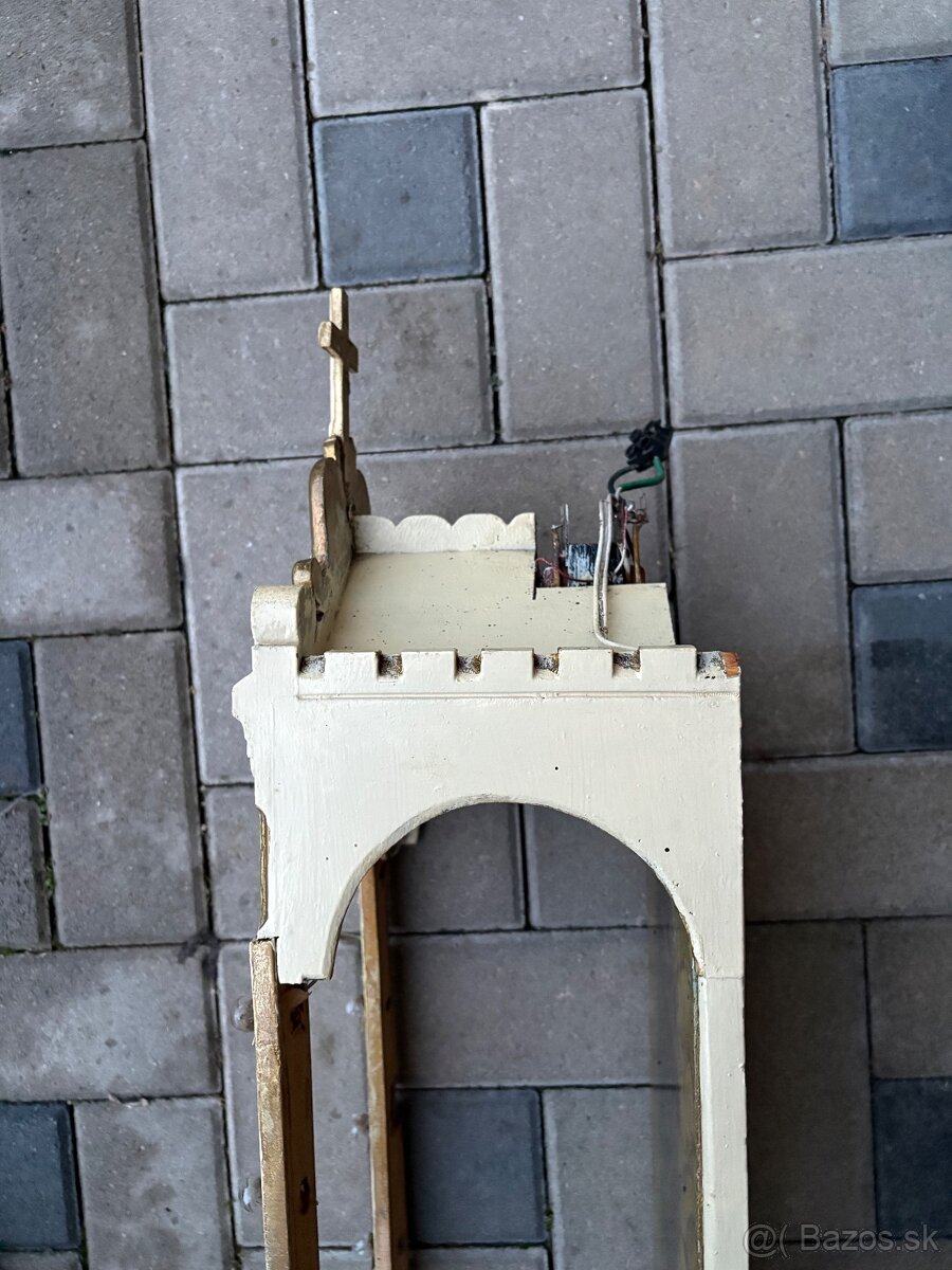 Predám starú drevenú kaplnku - 7