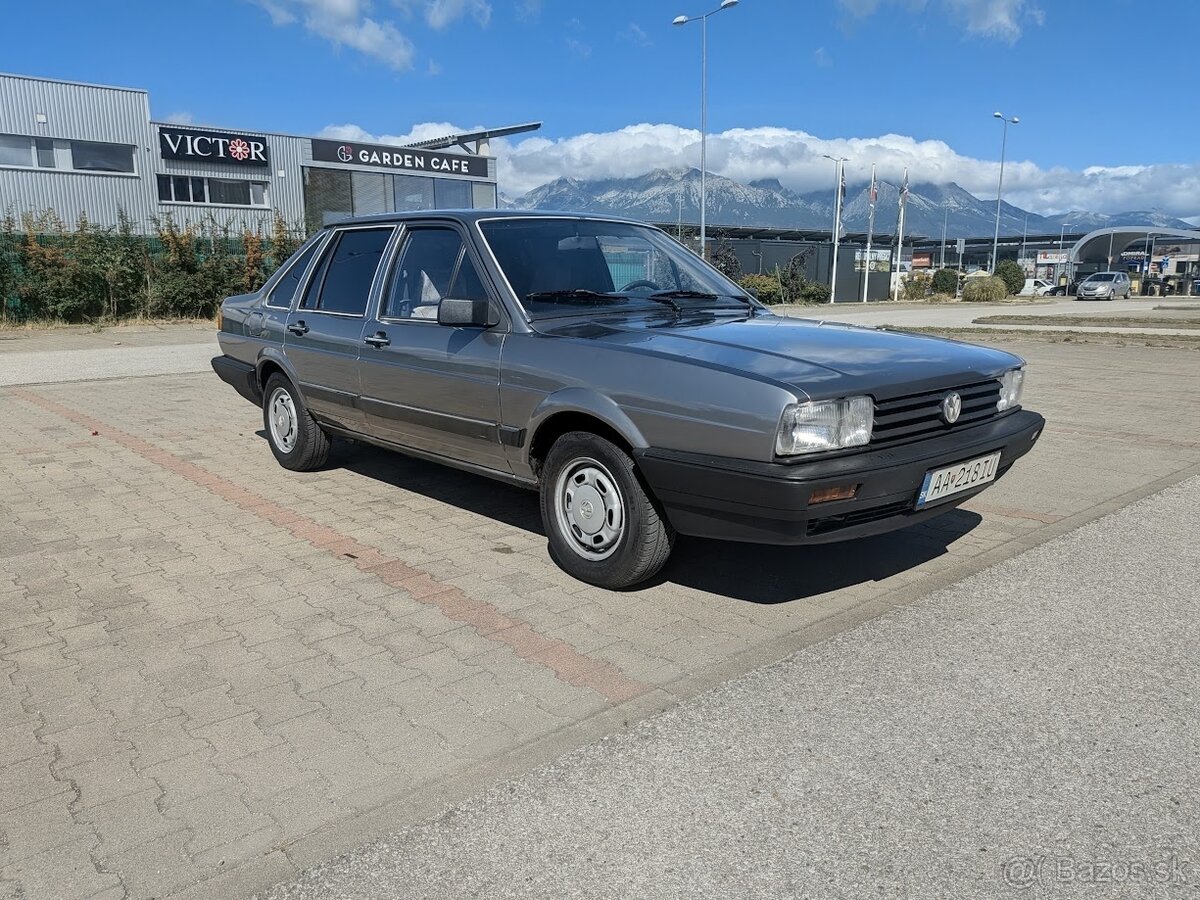 Volkswagen Passat B2 sedan r.v. 1985 - 7
