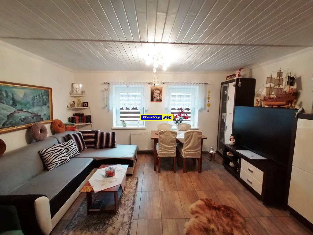 Rodinný dom na predaj, kompletná rekonštrukcia, okres Žilina - 7