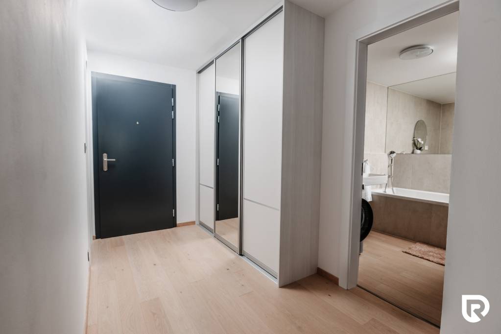 RentHub | E2Tower | 20.poschodie | 2i byt | panoramatický vý - 7